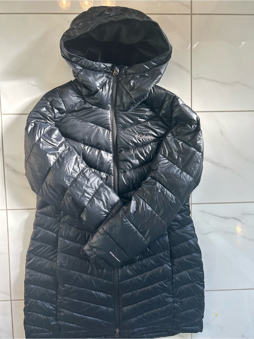 Columbia Joy Peak Mid Hooded Jacket
Black Omni-Heat Infinity Gold L